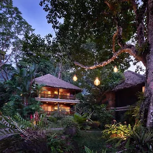 4* Курортный комплекс Khaolak Paradise
